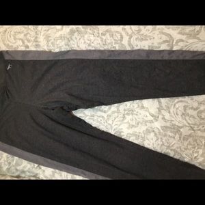 PINK Victoria's Secret Pants - Victoria secret PINK leggings PINK Victoria's Secret Pants - Victoria secret PINK leggings